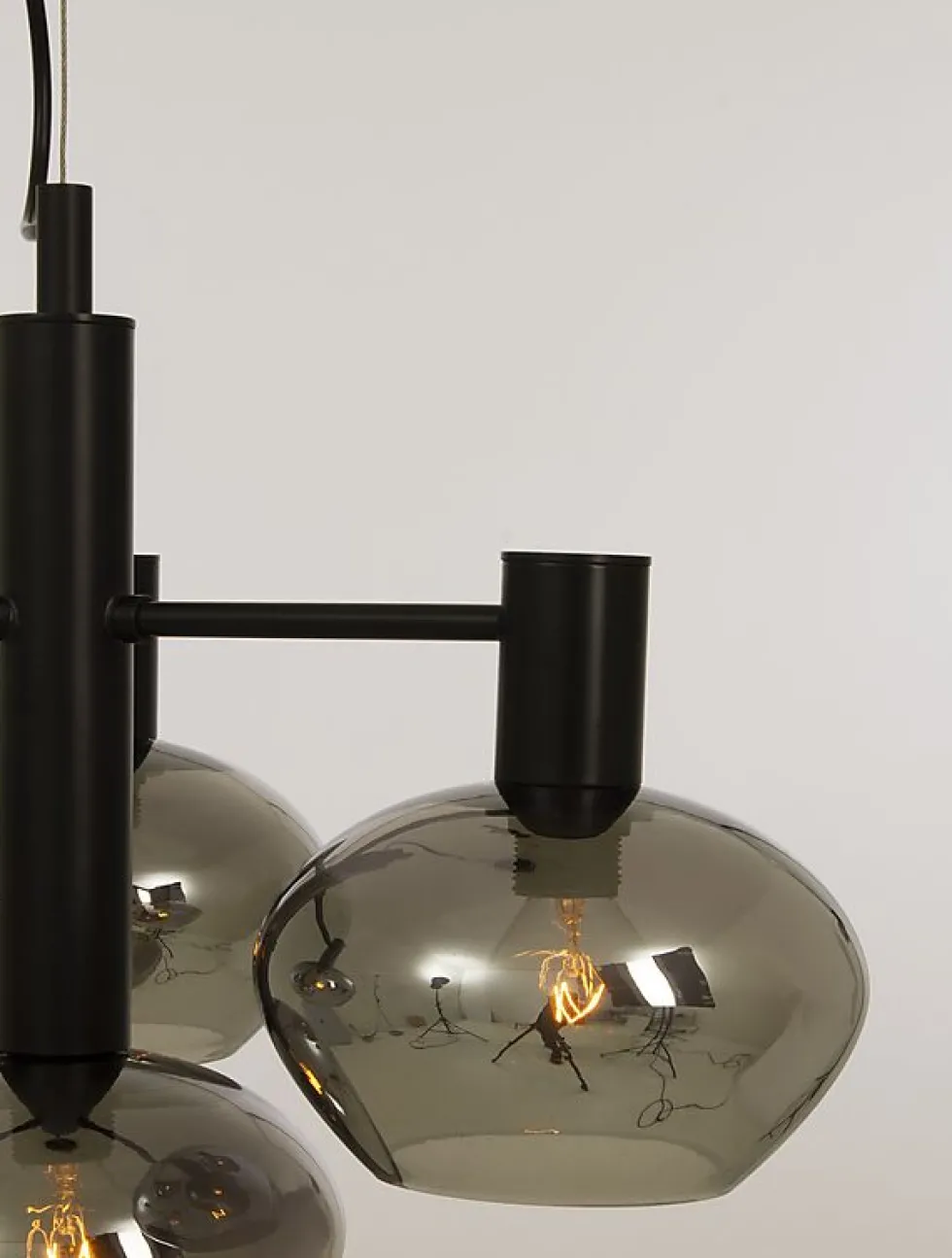 Bell Ø47 taklampa