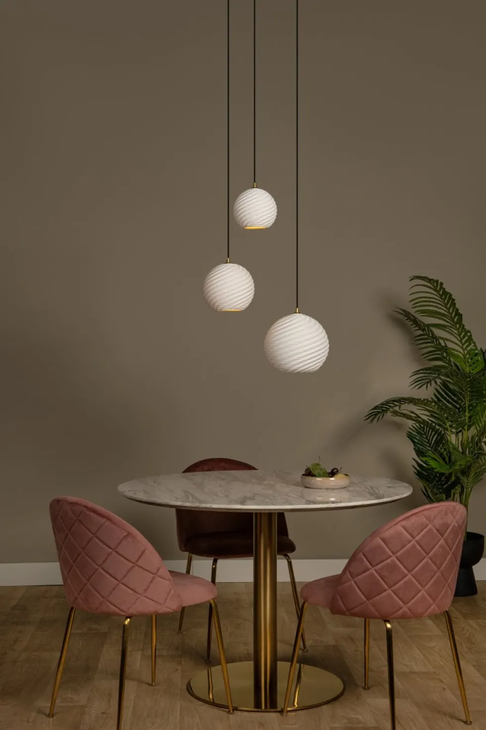 Bina Ø40 taklampa