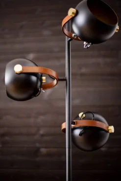 Bow golvlampa