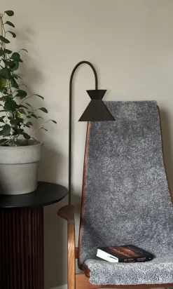 Coni golvlampa