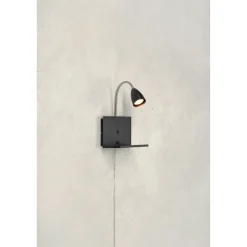 Cuarto läslampa