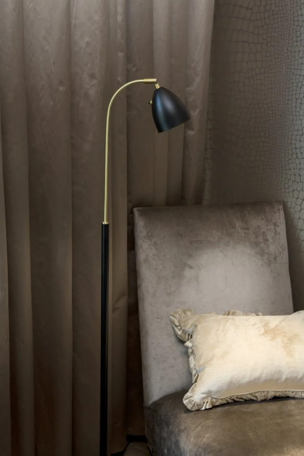 Deluxe golvlampa