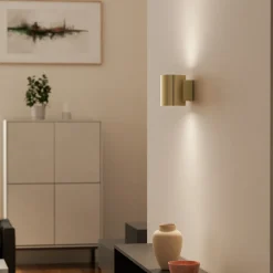 Evoke S vägglampa