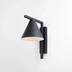 Form 23cm vägglampa