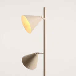Form 2 golvlampa