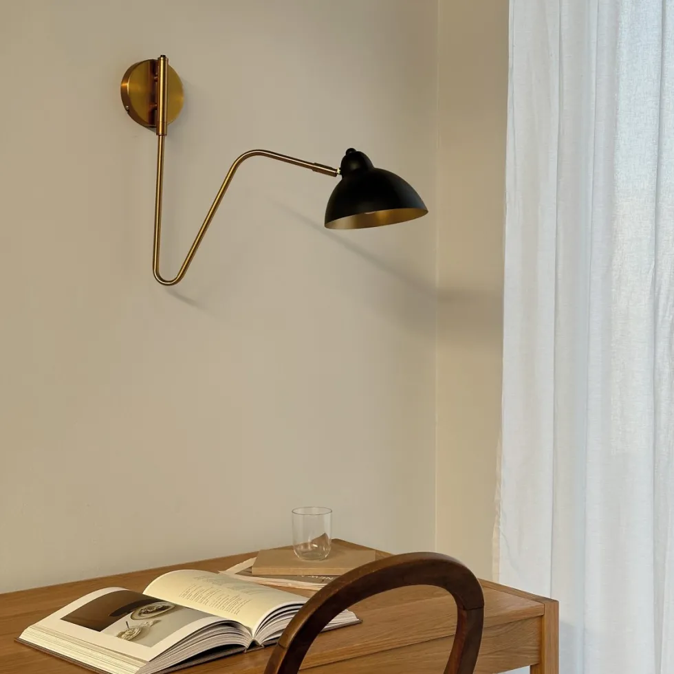 Futura 52cm vägglampa