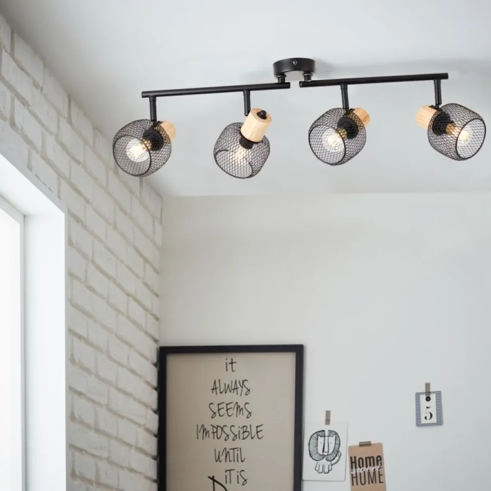 Giada 4 spotlight