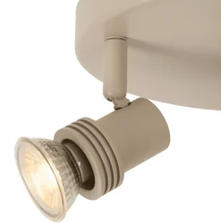 Kianti 2 spotlight