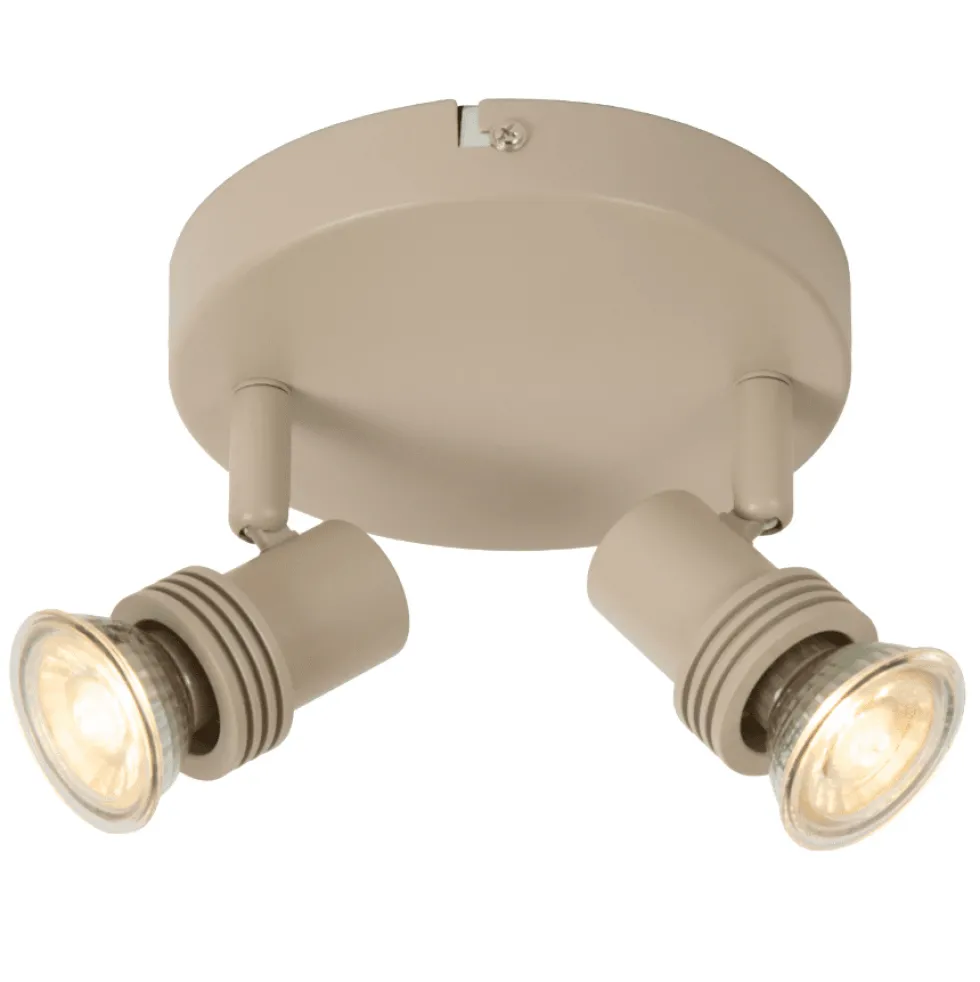 Kianti 2 spotlight