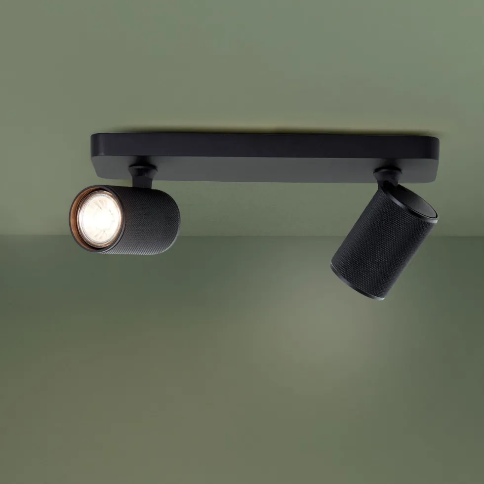 Marty 2 spotlight