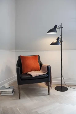 Metropole 2 golvlampa