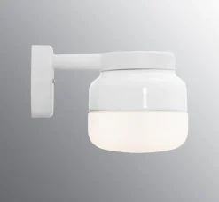 Ohm Wall 140/150 badrumslampa