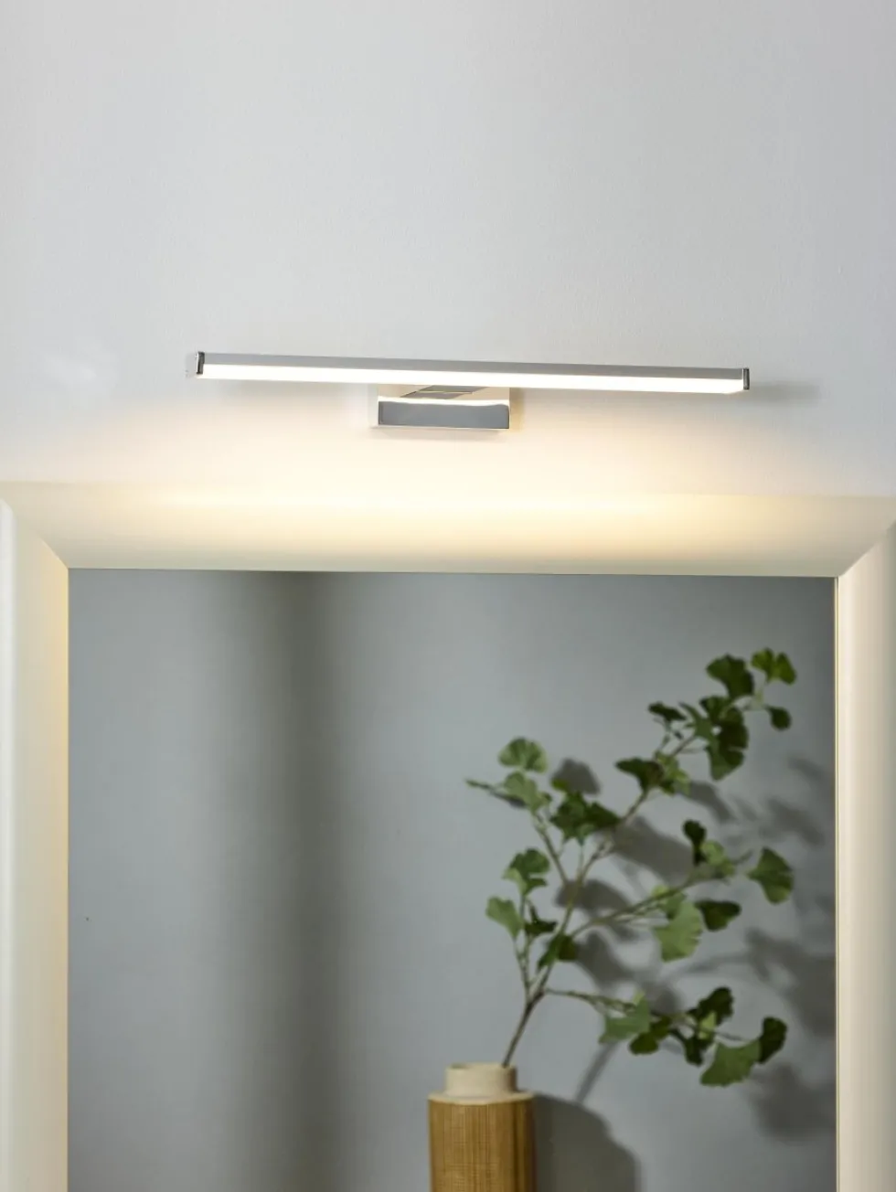 Onno 40cm badrumslampa