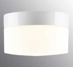 Opus 200/135 badrumslampa