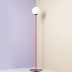 Pinne golvlampa