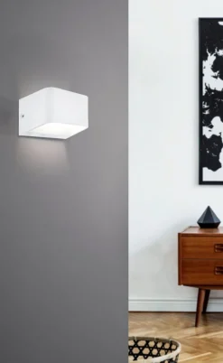 Sania 13cm vägglampa