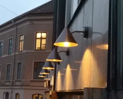 Tratt utelampa