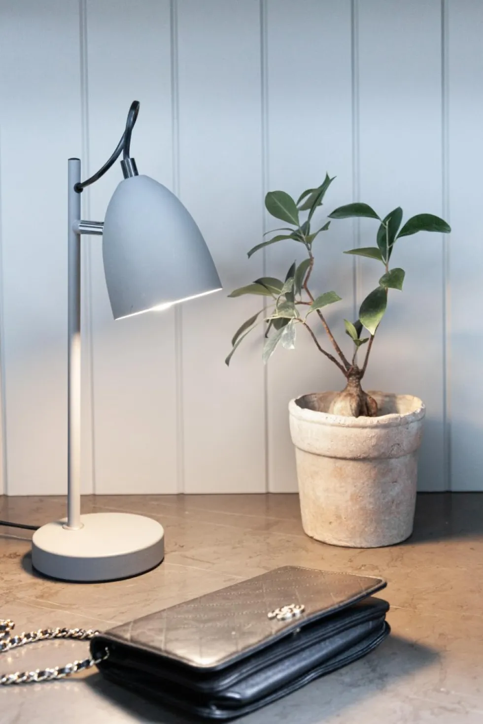 Yep! 37cm skrivbordslampa
